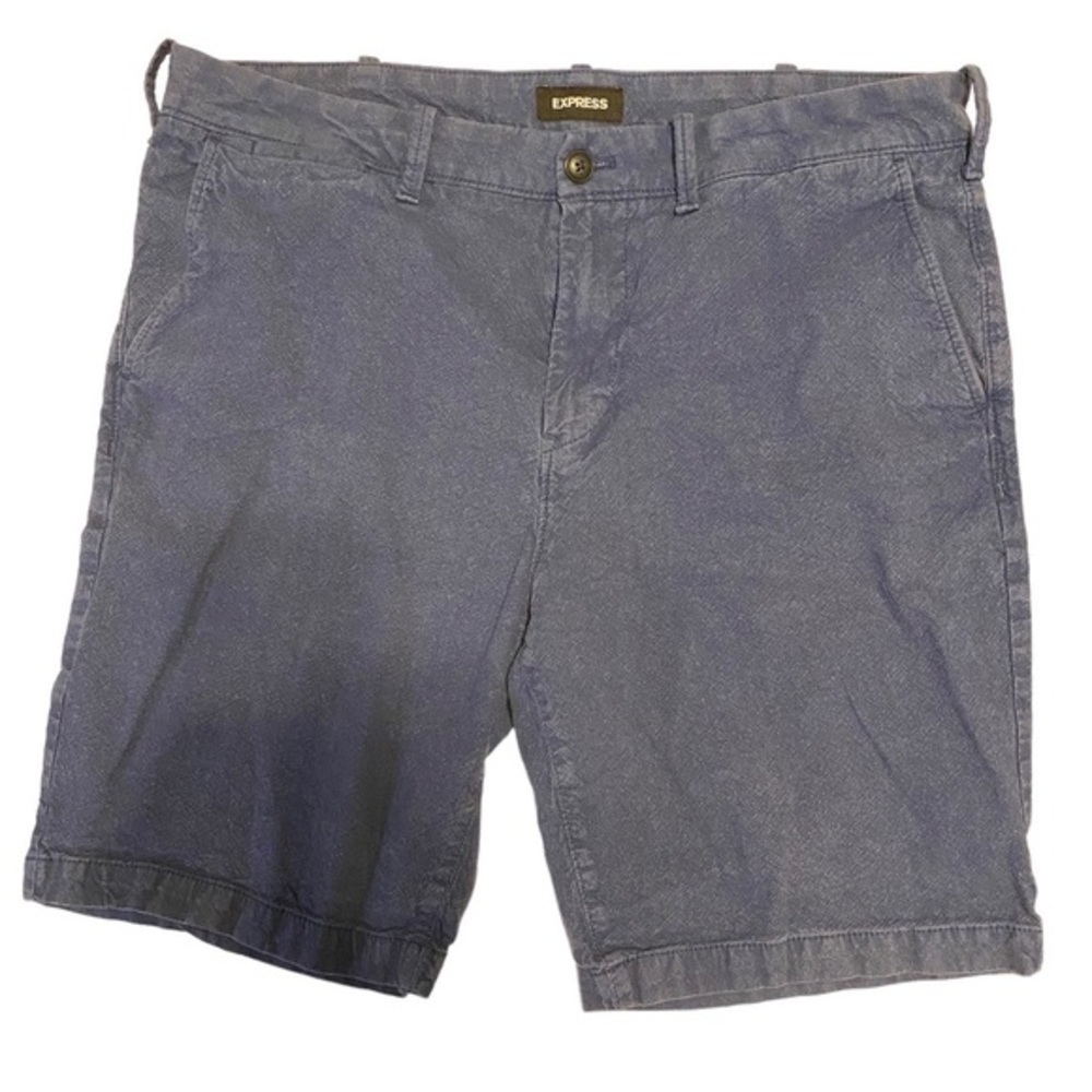 Express Men's Stretch Classic at the Knee Shorts